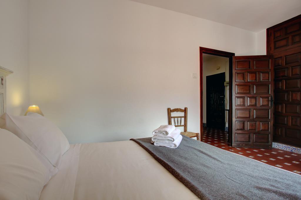Apartamentos Tenorio Ronda Luaran gambar