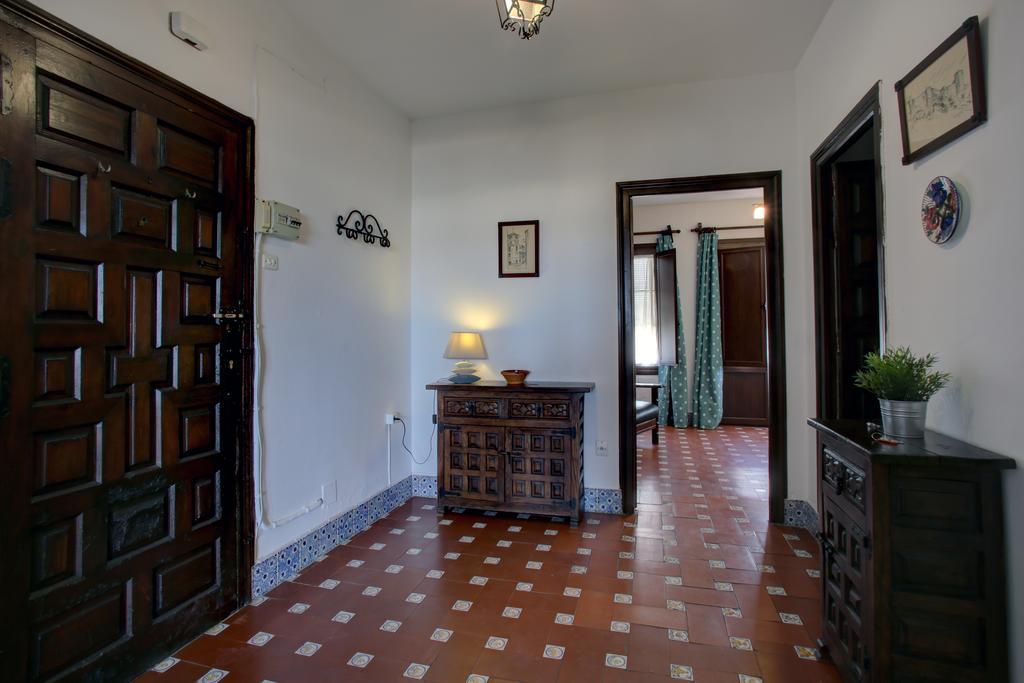 Apartamentos Tenorio Ronda Luaran gambar