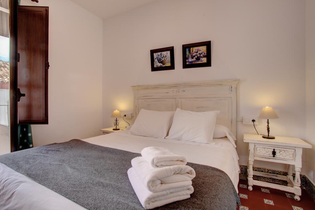 Apartamentos Tenorio Ronda Luaran gambar