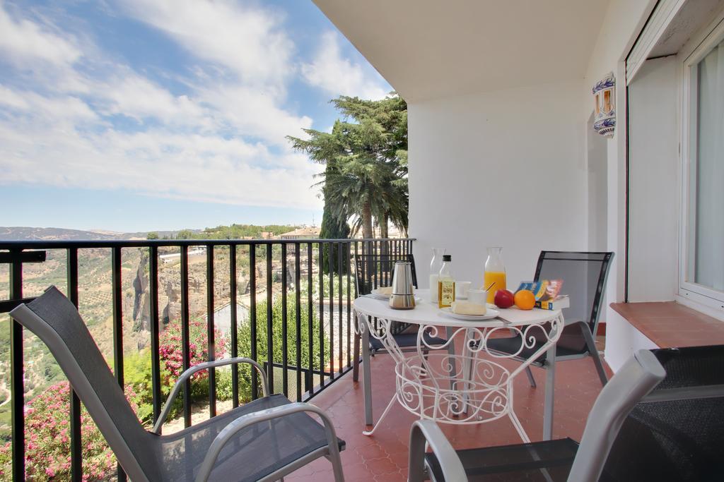 Apartamentos Tenorio Ronda Luaran gambar
