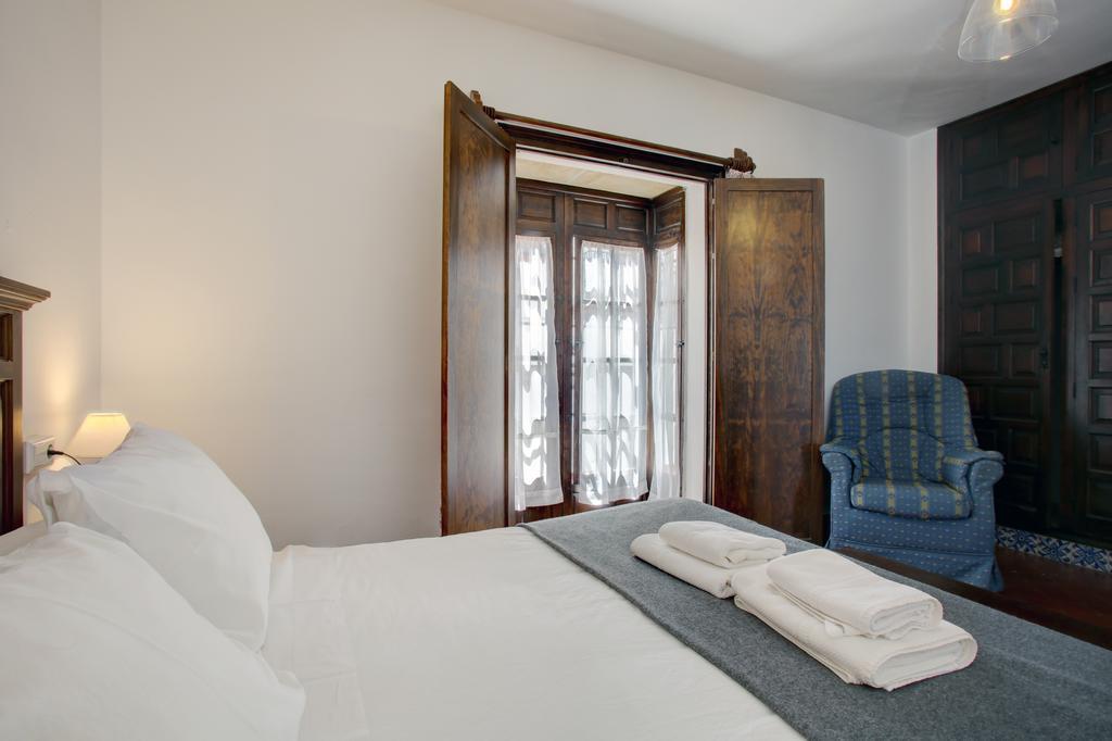 Apartamentos Tenorio Ronda Luaran gambar