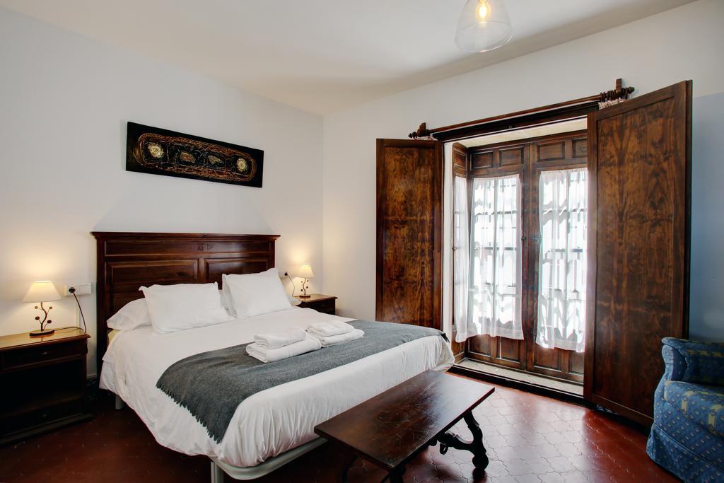 Apartamentos Tenorio Ronda Luaran gambar